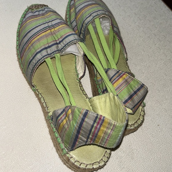 Eric Michael Espadrilles - Picture 7 of 9